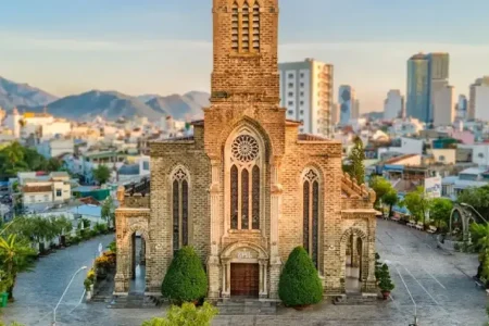 Kiến trúc nhà thờ đá Nha Trang