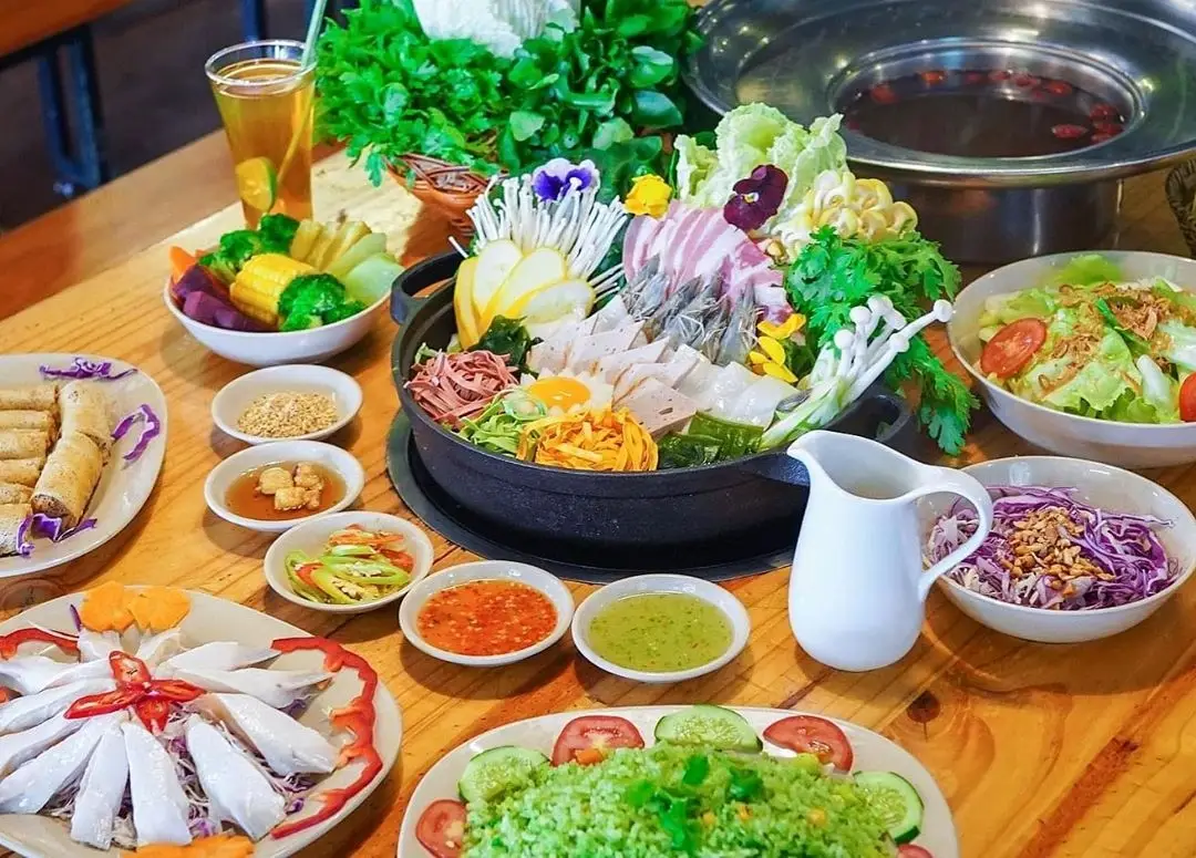 Buffet rau Đà Lạt 2025 nhiều món healthy