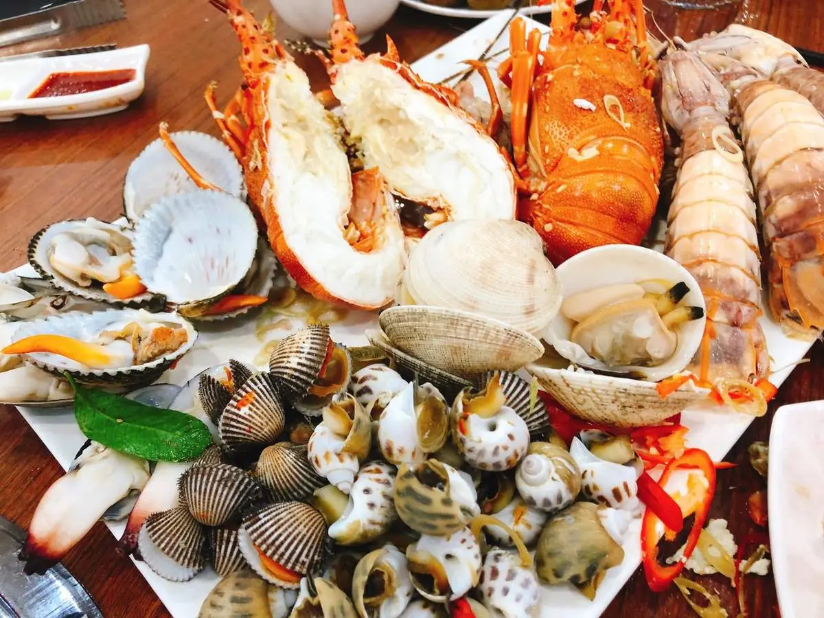 hải sản vịnh vĩnh hy nha trang