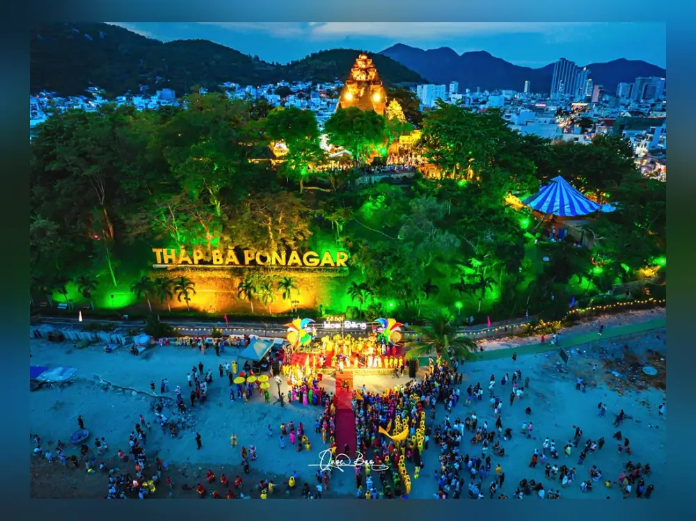 lễ hội tháp bà Ponagar Nha Trang