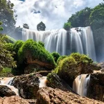 Toàn cảnh Thác Voi Đà Lạt hùng vĩ
