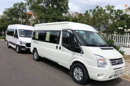 Xe du lịch 16 chỗ đưa đón sân bay Cam Ranh