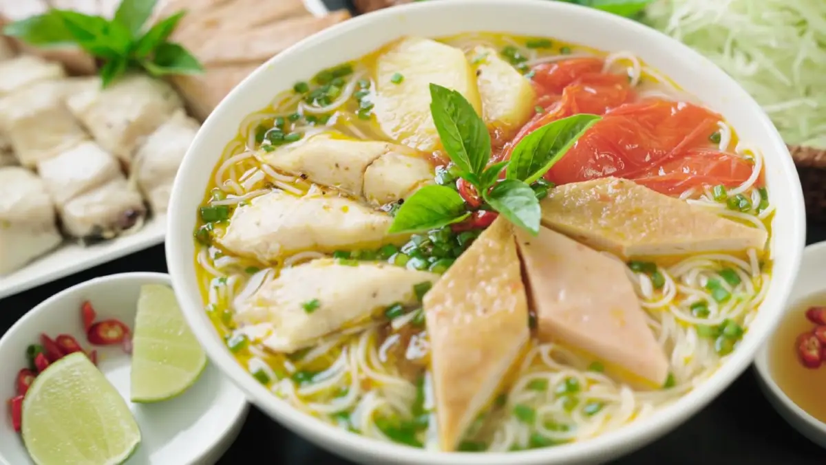 Bún cá Nha Trang đặc sản nổi tiếng 2025