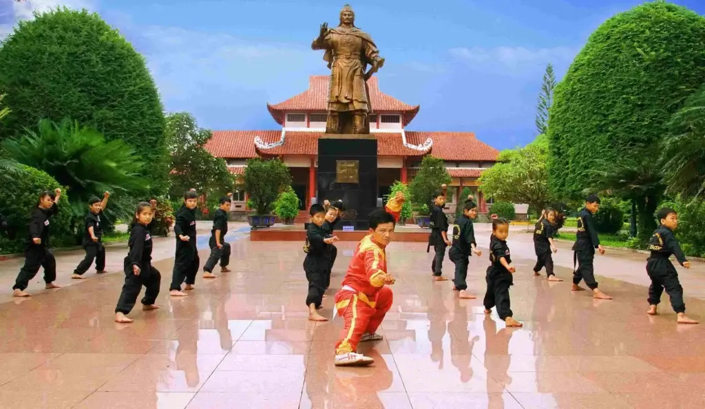 Đền thờ Tây Sơn Tam Kiệt trong Bảo tàng Quang Trung
