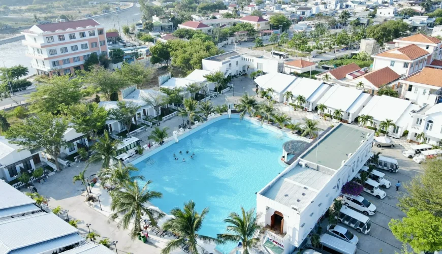 Resort Vĩnh Hy nhìn từ trên cao