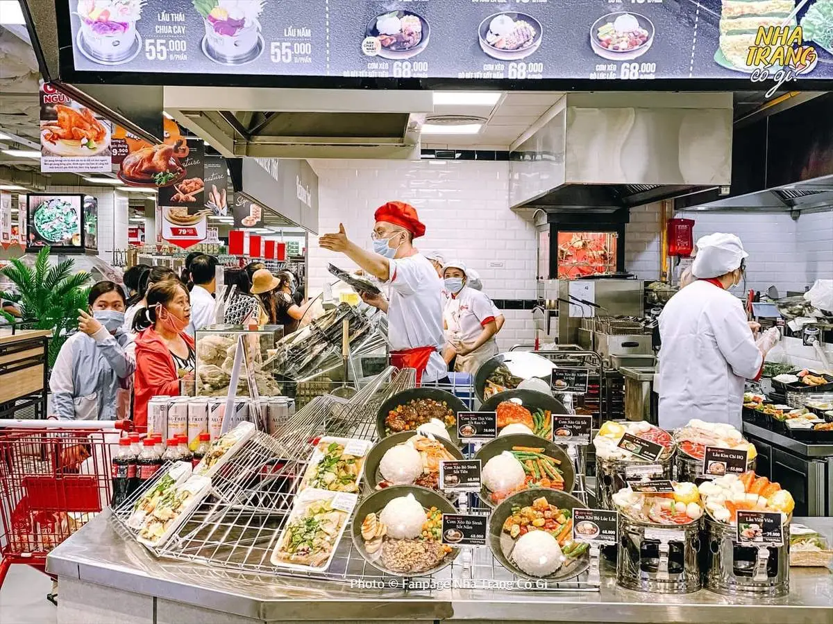 Khu ẩm thực Hàn Quốc tại Lotte Mart Nha Trang